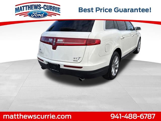 Used 2014 Lincoln MKT AWD w/ Equipment Group 201A image 4