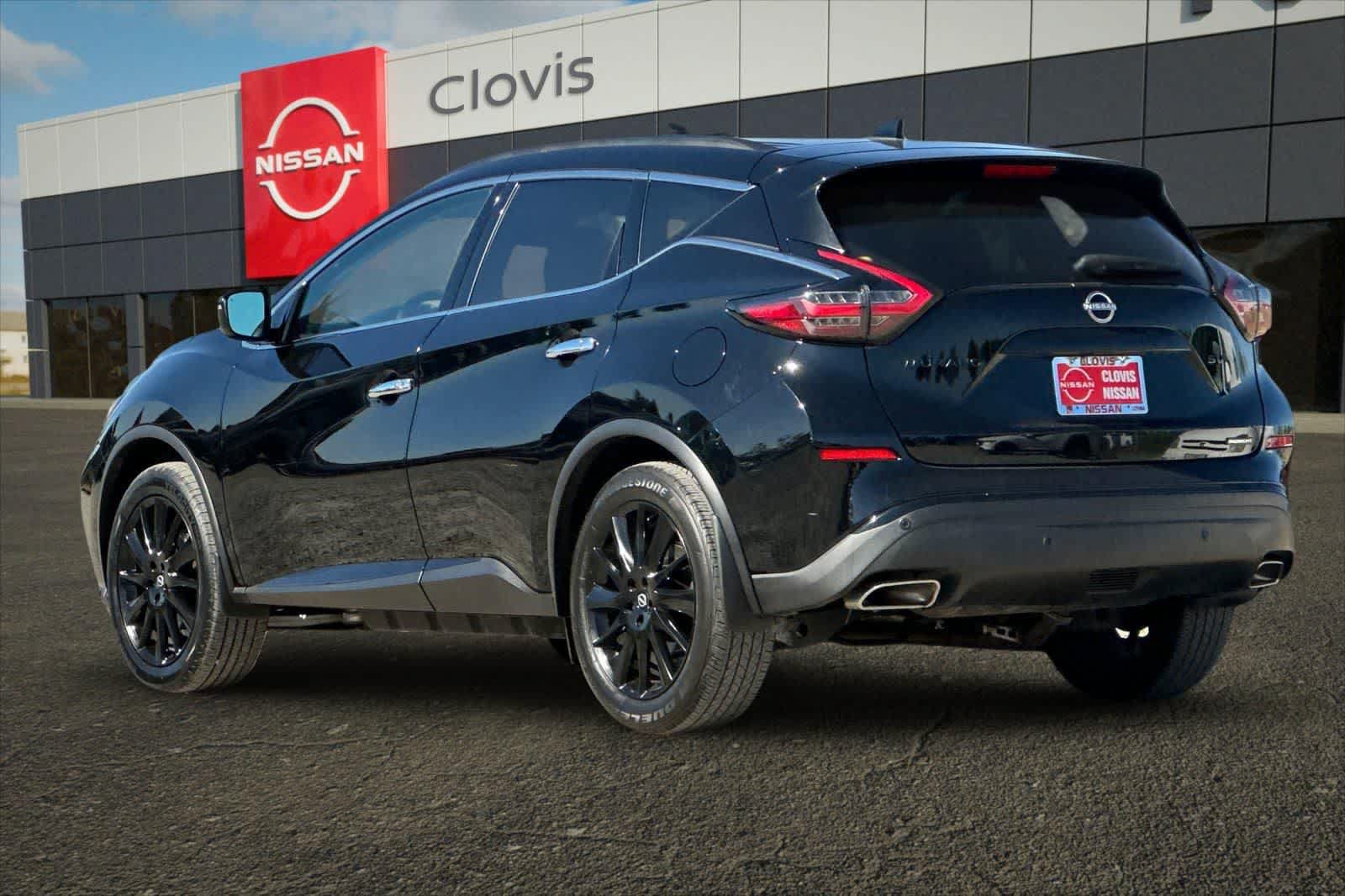 Certified 2023 Nissan Murano SV w/ SV Midnight Edition Package FWD image 7