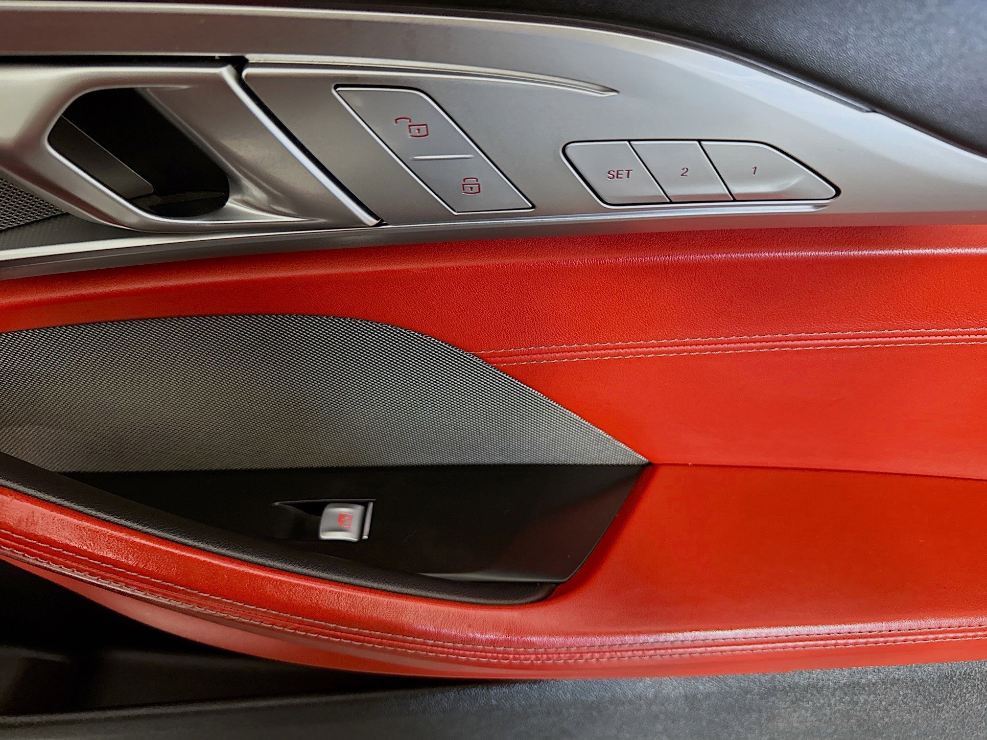 Used 2023 BMW 840i Convertible w/ Comfort Seating Package image 29