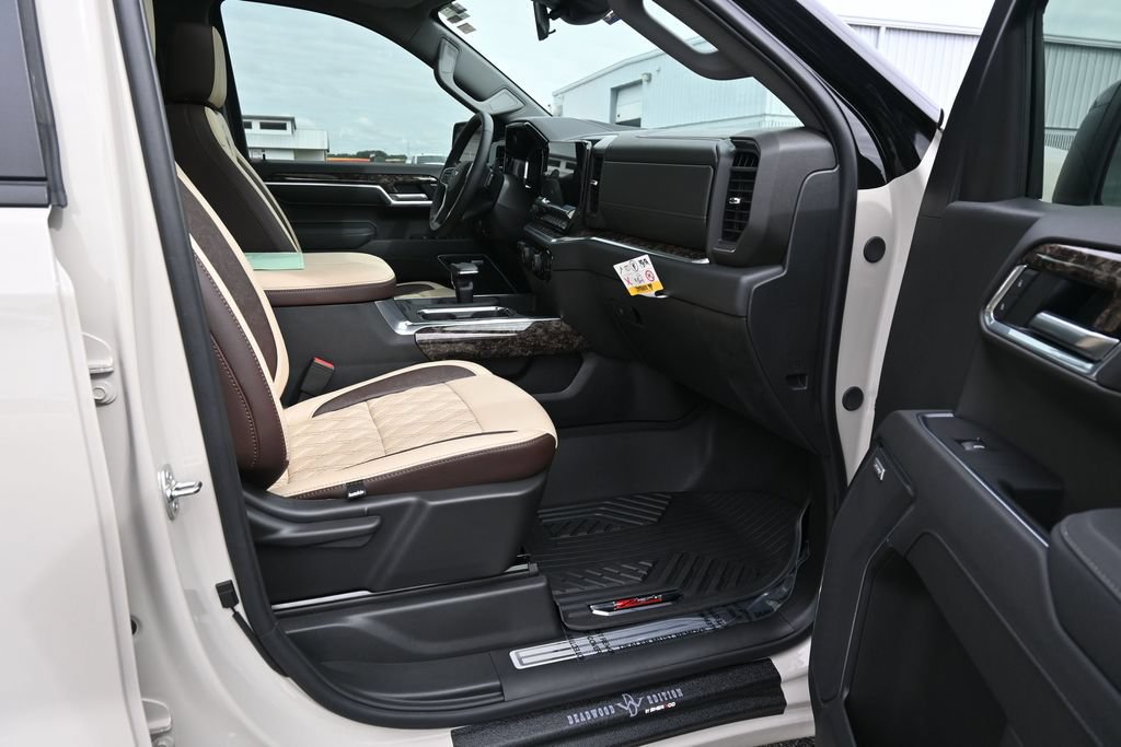 Used 2026 Chevrolet Silverado 1500 RST w/ All Star Edition Plus AWD/4WD image 48