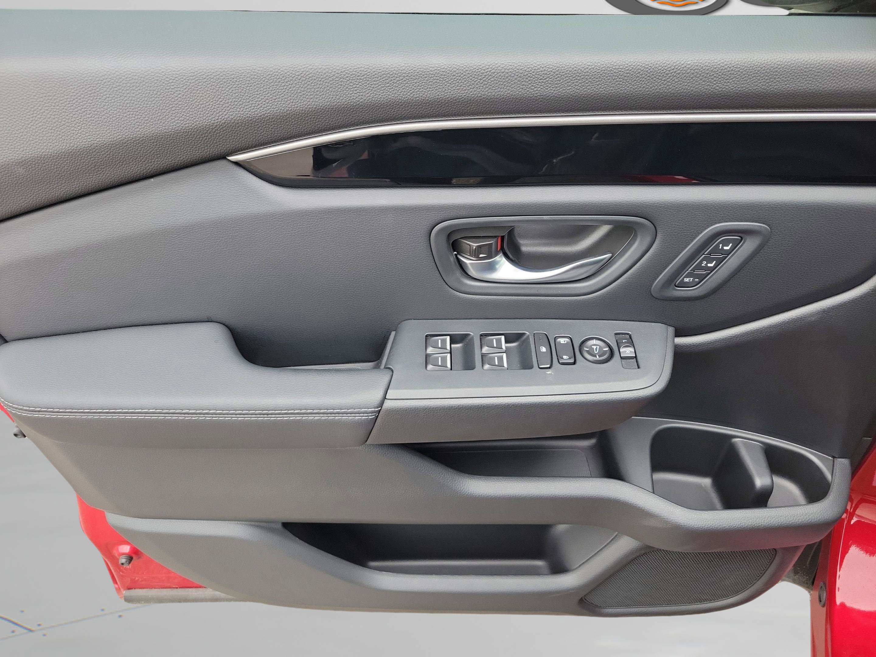 Certified 2025 Honda Pilot EX-L image 24