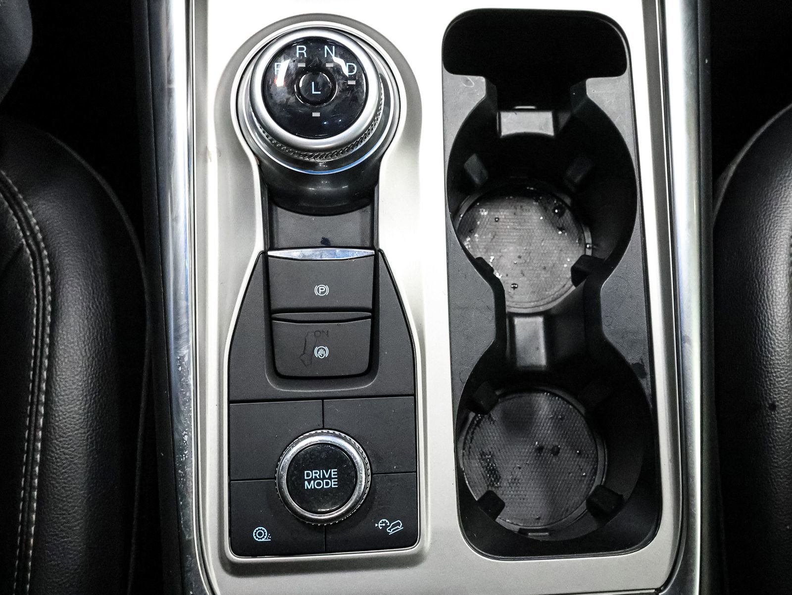 Used 2023 Ford Explorer Limited w/ Equipment Group 301A image 26