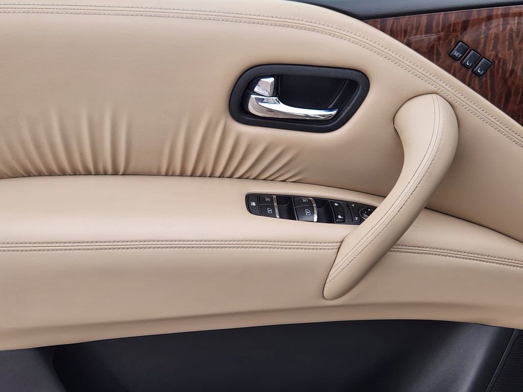 Used 2018 Nissan Armada SL w/ Premium Package image 8