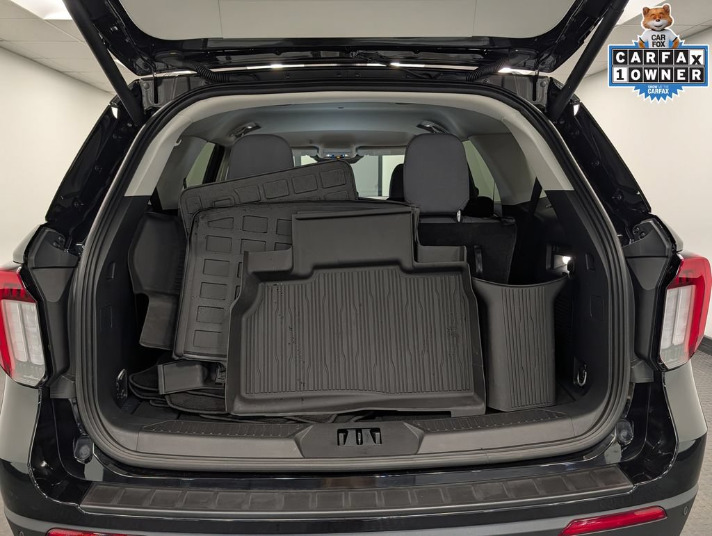 Used 2025 Ford Explorer Active AWD/4WD image 24