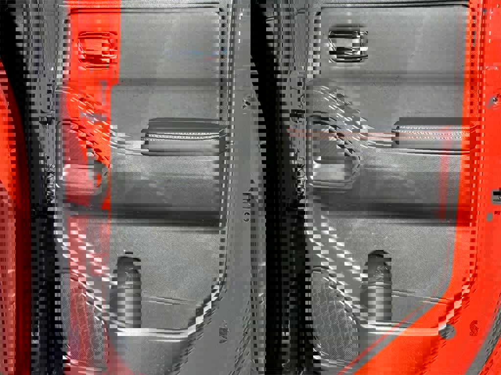 Used 2025 Nissan Frontier Pro-X w/ Pro Convenience Package image 15