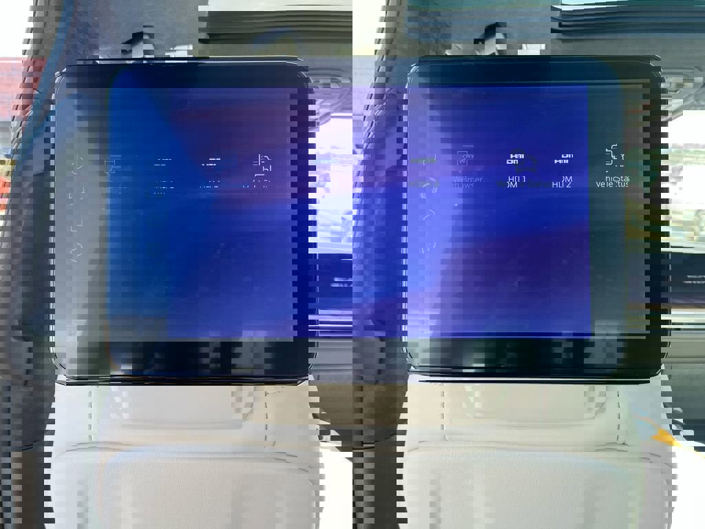 New 2026 Cadillac Escalade ESV Platinum Luxury image 31