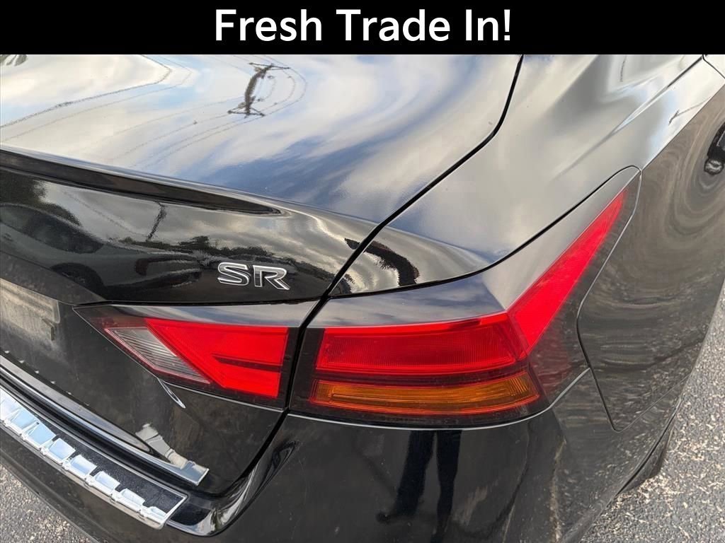 Used 2022 Nissan Altima 2.5 SR FWD image 10