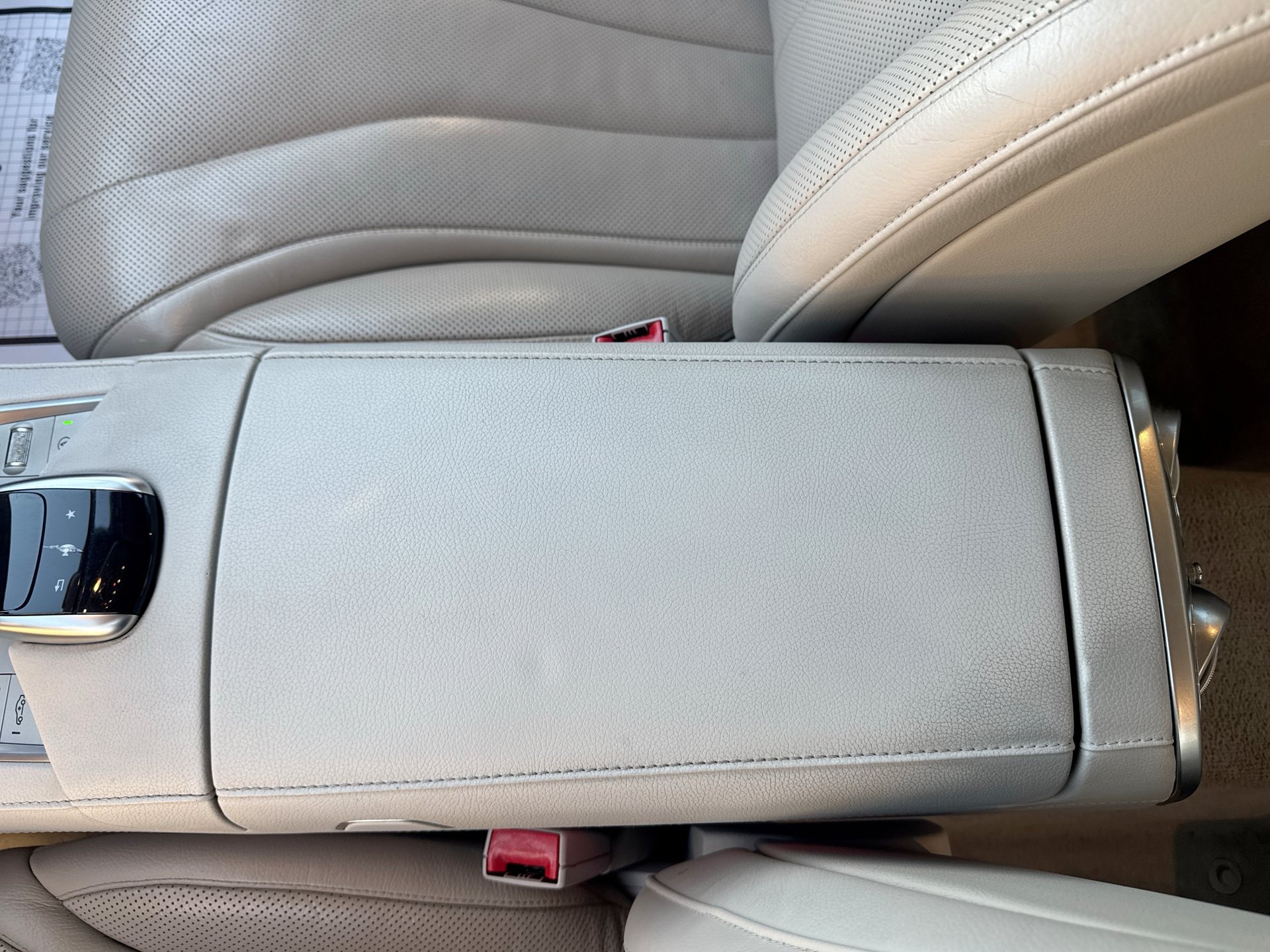 Used 2015 Mercedes-Benz S 550 Sedan w/ Premium 1 Package image 32