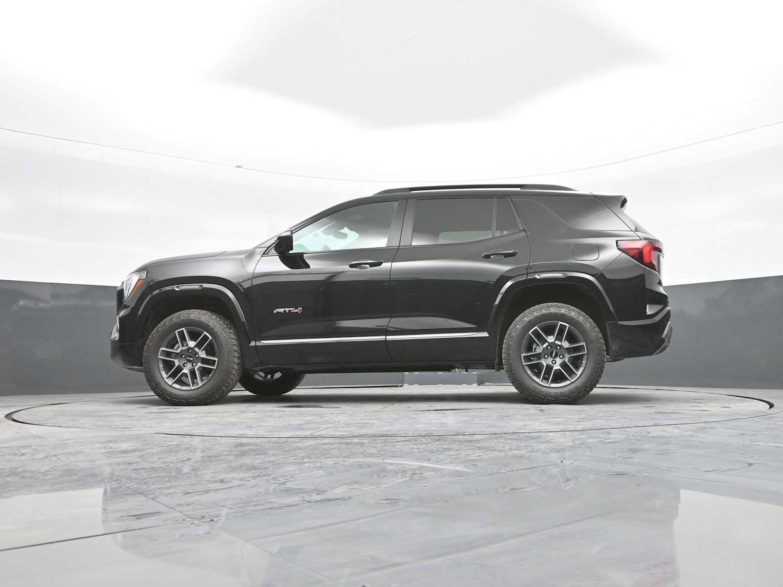 New 2026 GMC Terrain AT4 w/ Convenience Package III image 36