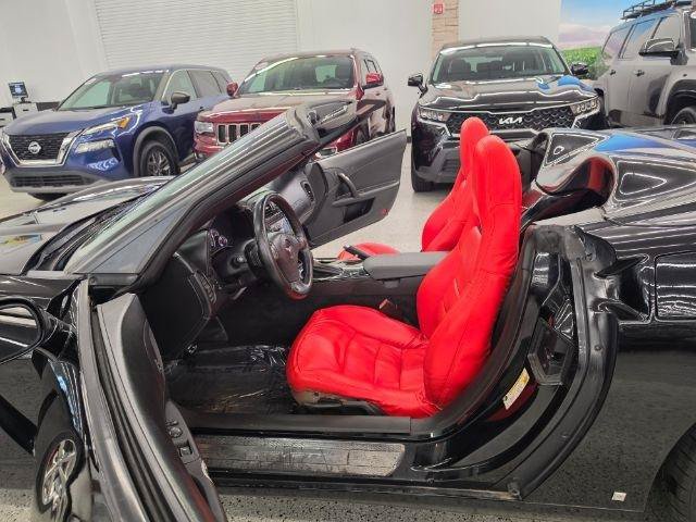 Used 2009 Chevrolet Corvette Convertible w/ Preferred Equipment Group RWD image 14