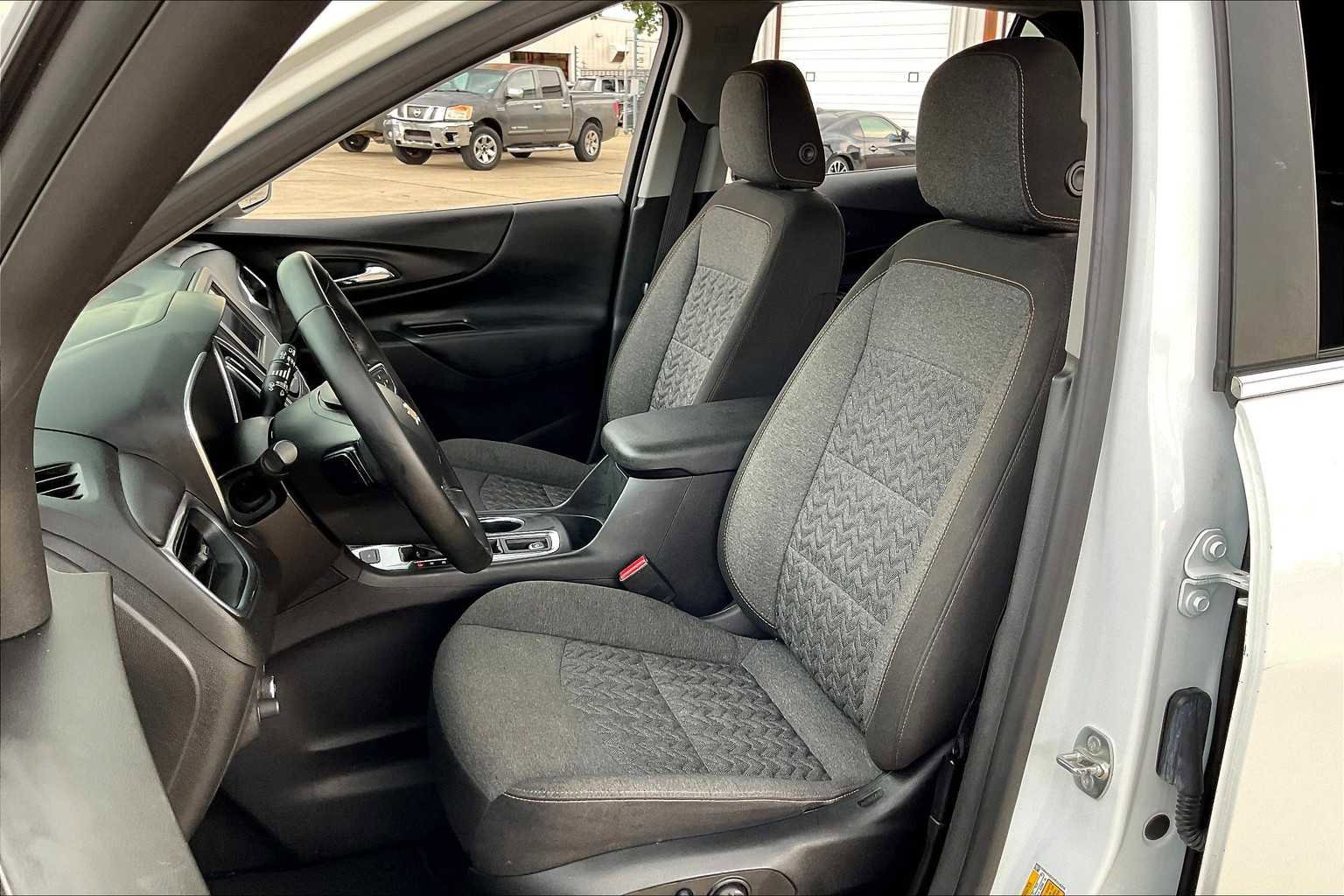 Used 2024 Chevrolet Equinox LT image 13