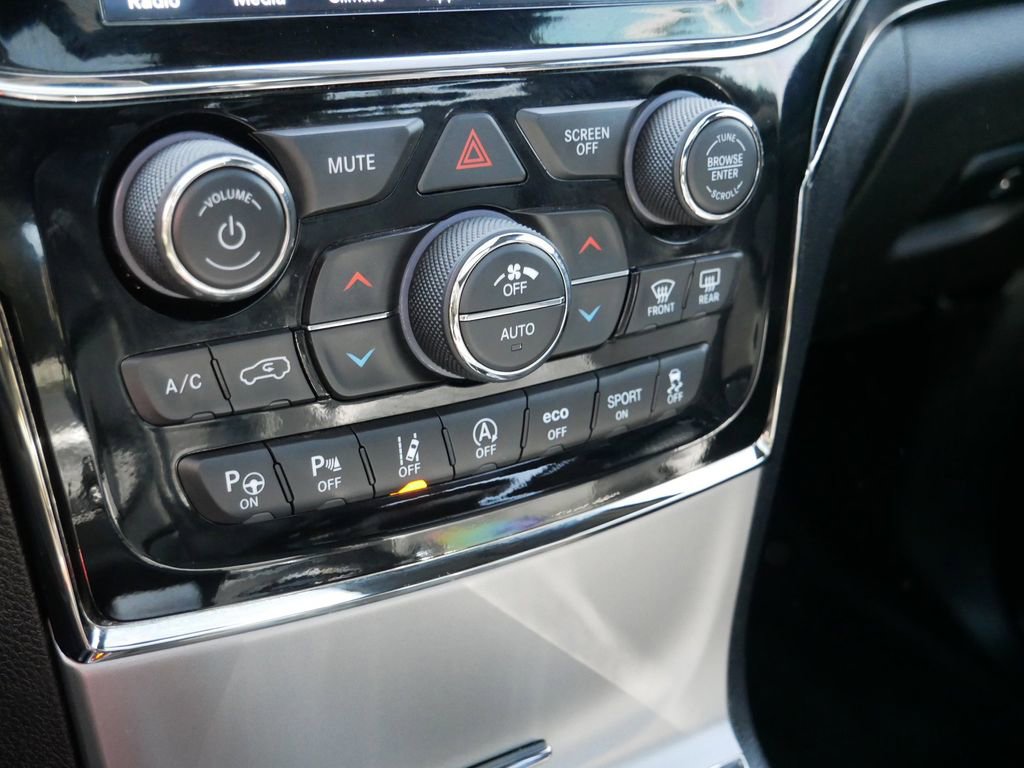 Used 2019 Jeep Grand Cherokee High Altitude AWD/4WD image 27