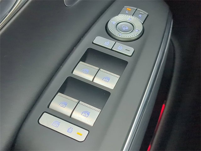 Used 2023 Genesis GV70 2.5T w/ Advanced Package image 23