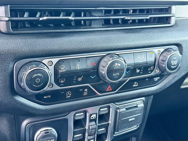 Used 2024 Jeep Wrangler Unlimited Sport AWD/4WD image 15