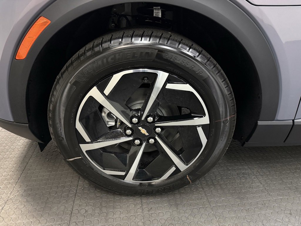 New 2026 Chevrolet Equinox EV LT image 10