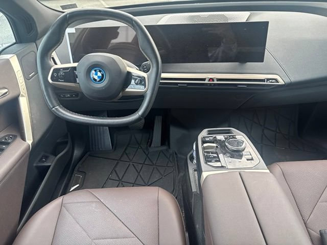 Certified 2024 BMW iX xDrive50 AWD/4WD image 21