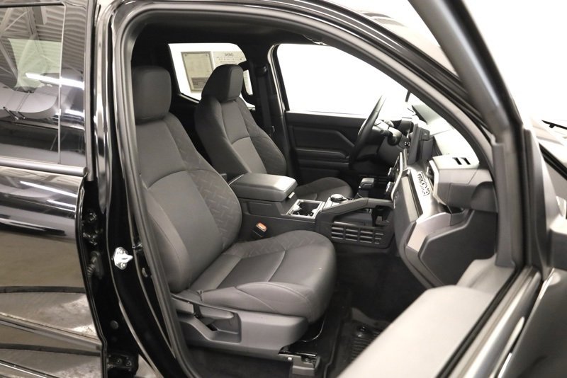 Certified 2025 Toyota Tacoma SR5 image 29