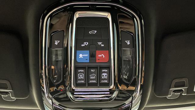 Used 2023 Jeep Grand Cherokee L Summit image 38
