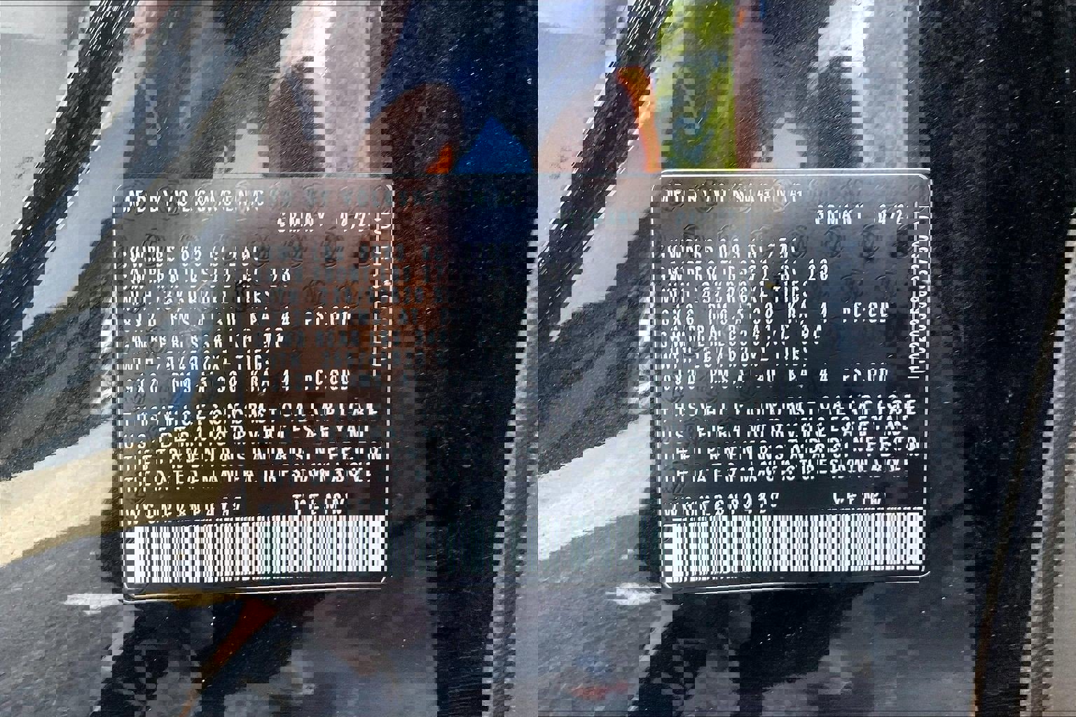 Certified 2022 Volkswagen ID.4 Pro S w/ Gradient Package image 32