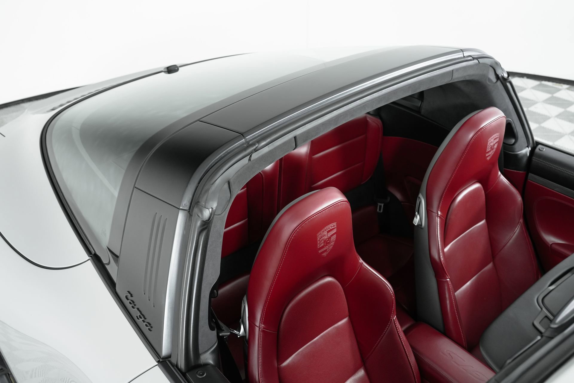 Used 2018 Porsche 911 Targa 4 GTS image 48