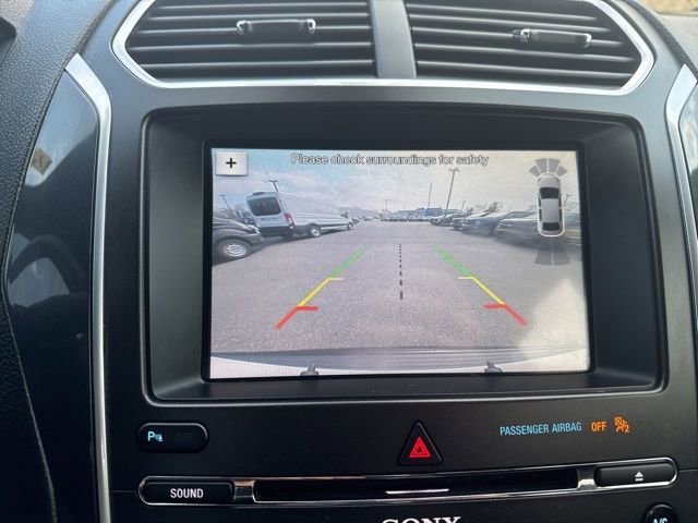 Used 2018 Ford Explorer Sport image 32