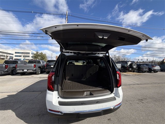 New 2026 GMC Yukon XL Elevation w/ LPO, Floor Liner Package image 20
