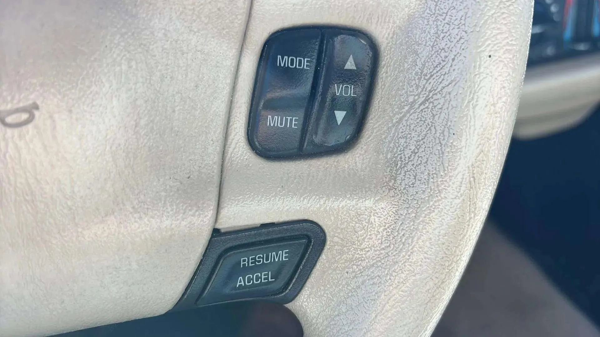 Used 2005 Chevrolet Impala LS w/ Preferred Equipment Group image 30