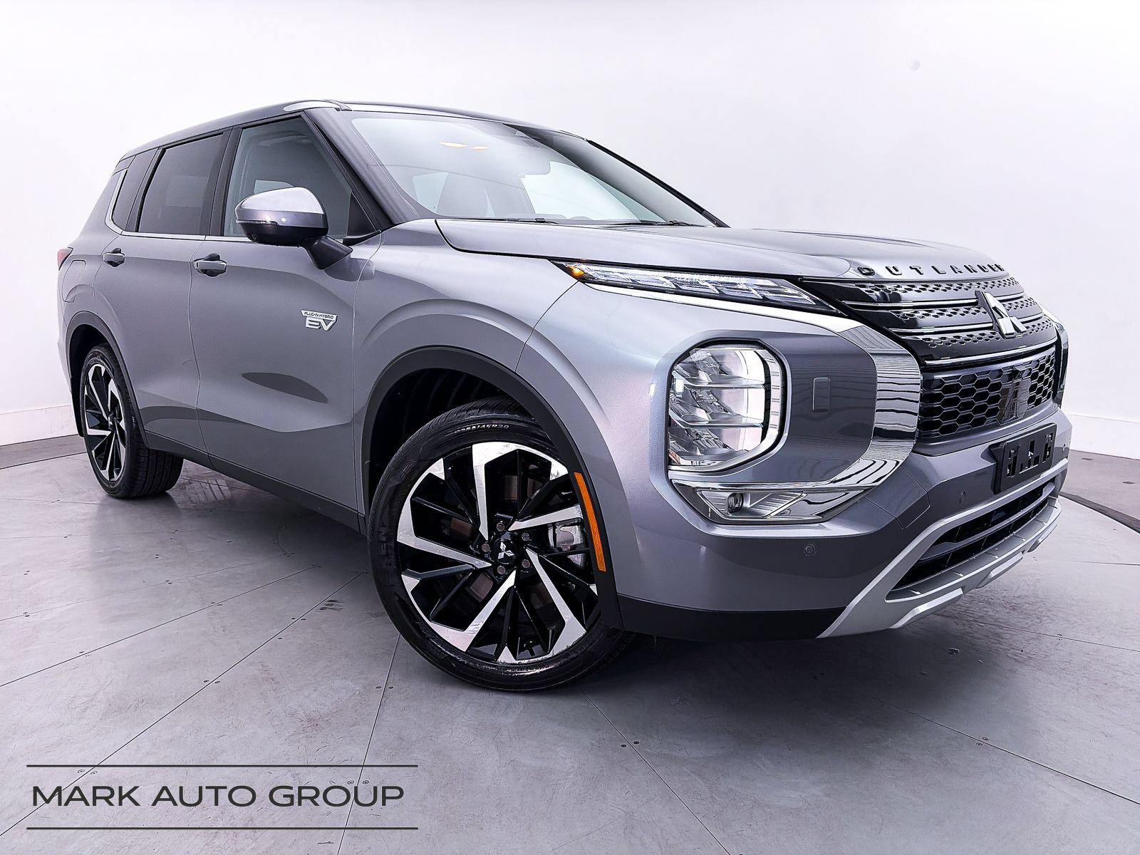 Used 2023 Mitsubishi Outlander SE AWD/4WD video 1