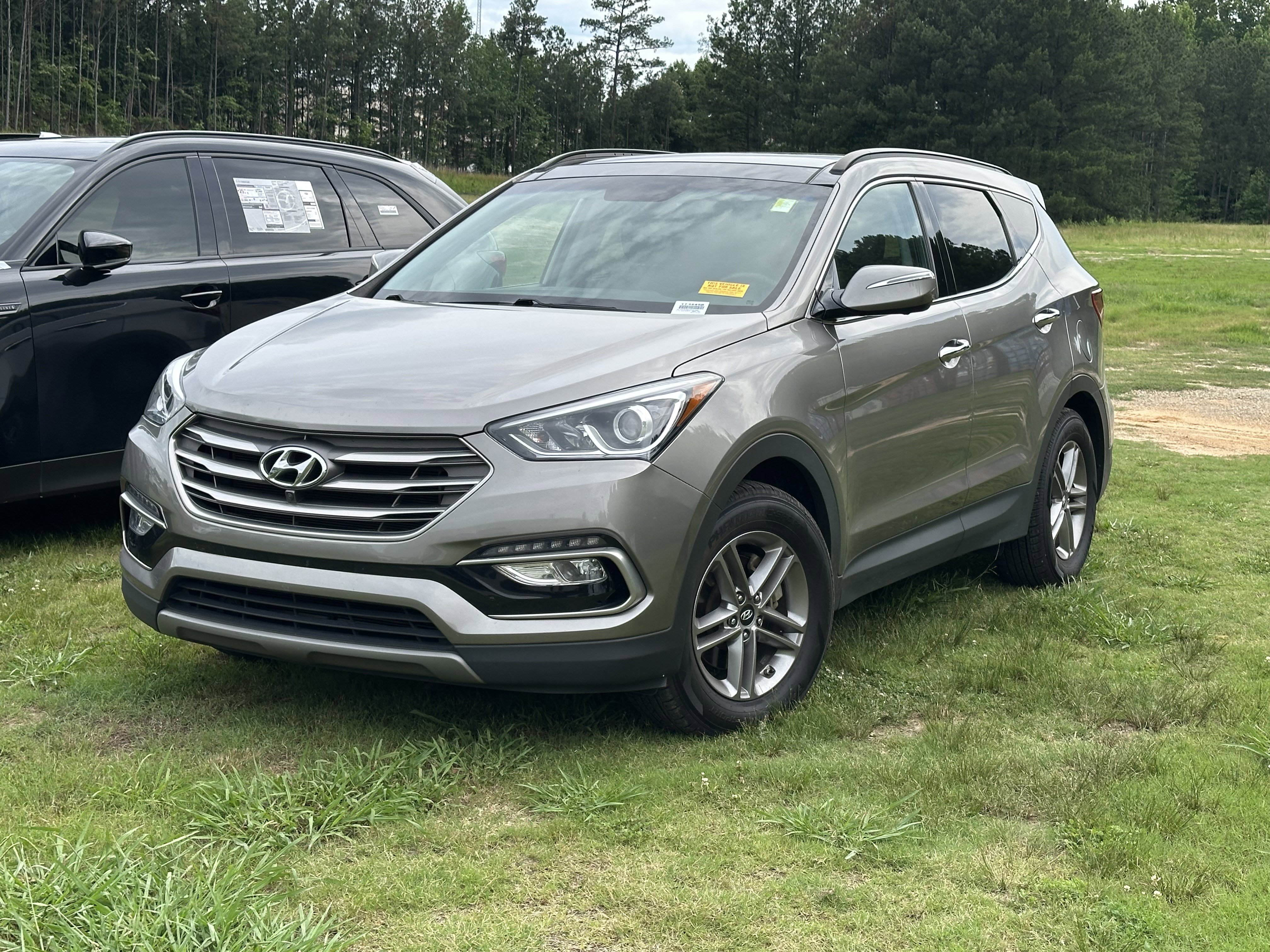 Used 2017 Hyundai Santa Fe Sport w/ 2.4L Tech Package 04 FWD image 2