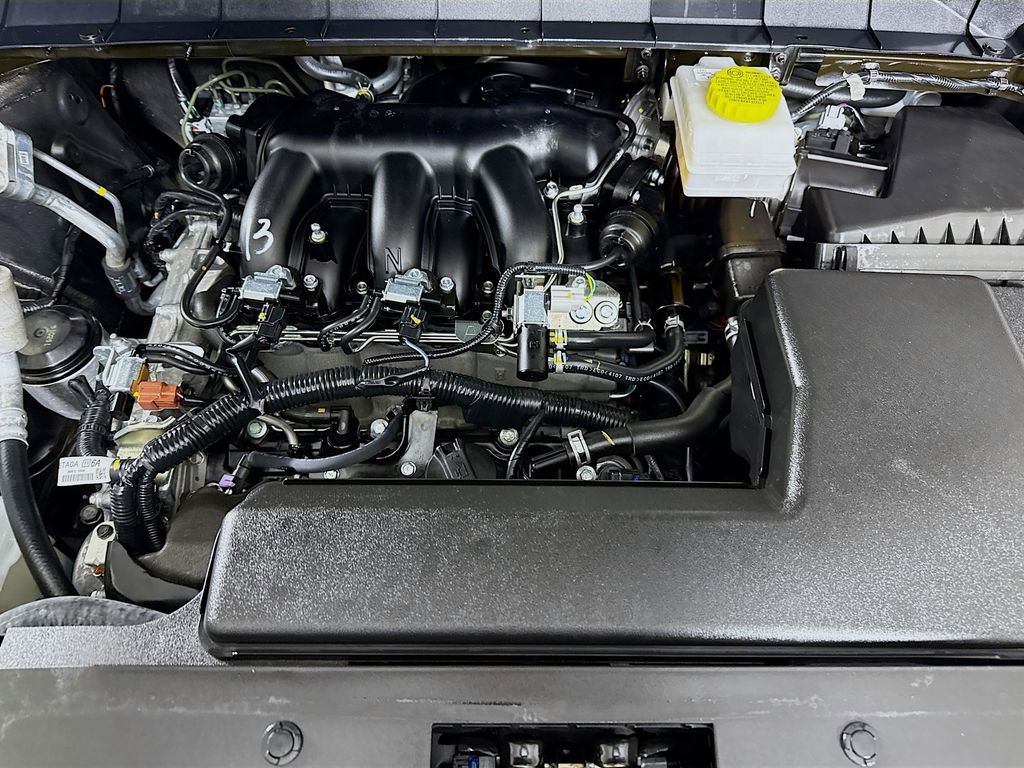 Used 2025 Nissan Pathfinder Rock Creek AWD/4WD image 35
