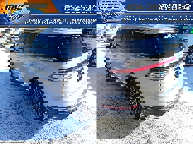 Used 2023 Lincoln Aviator Reserve w/ Class IV Trailer Tow Package image 5