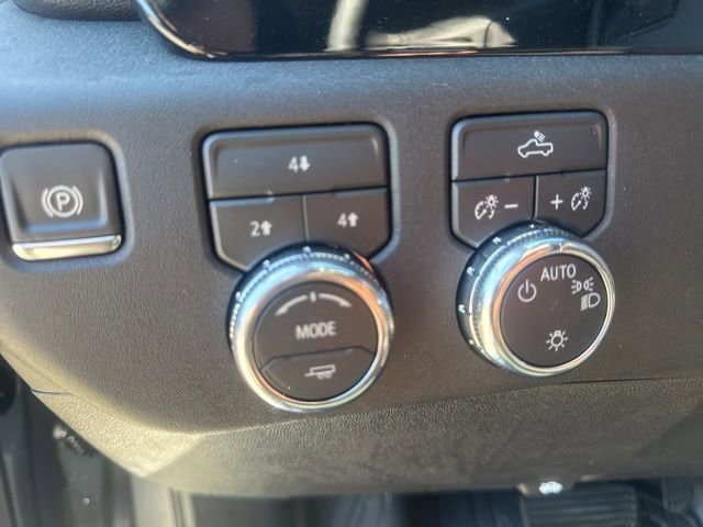 New 2026 GMC Sierra 2500 SLE AWD/4WD image 16