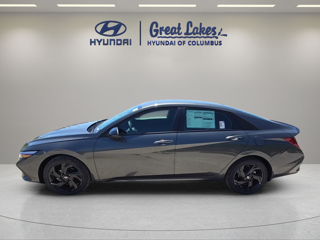 New 2026 Hyundai Elantra Sport FWD image 2