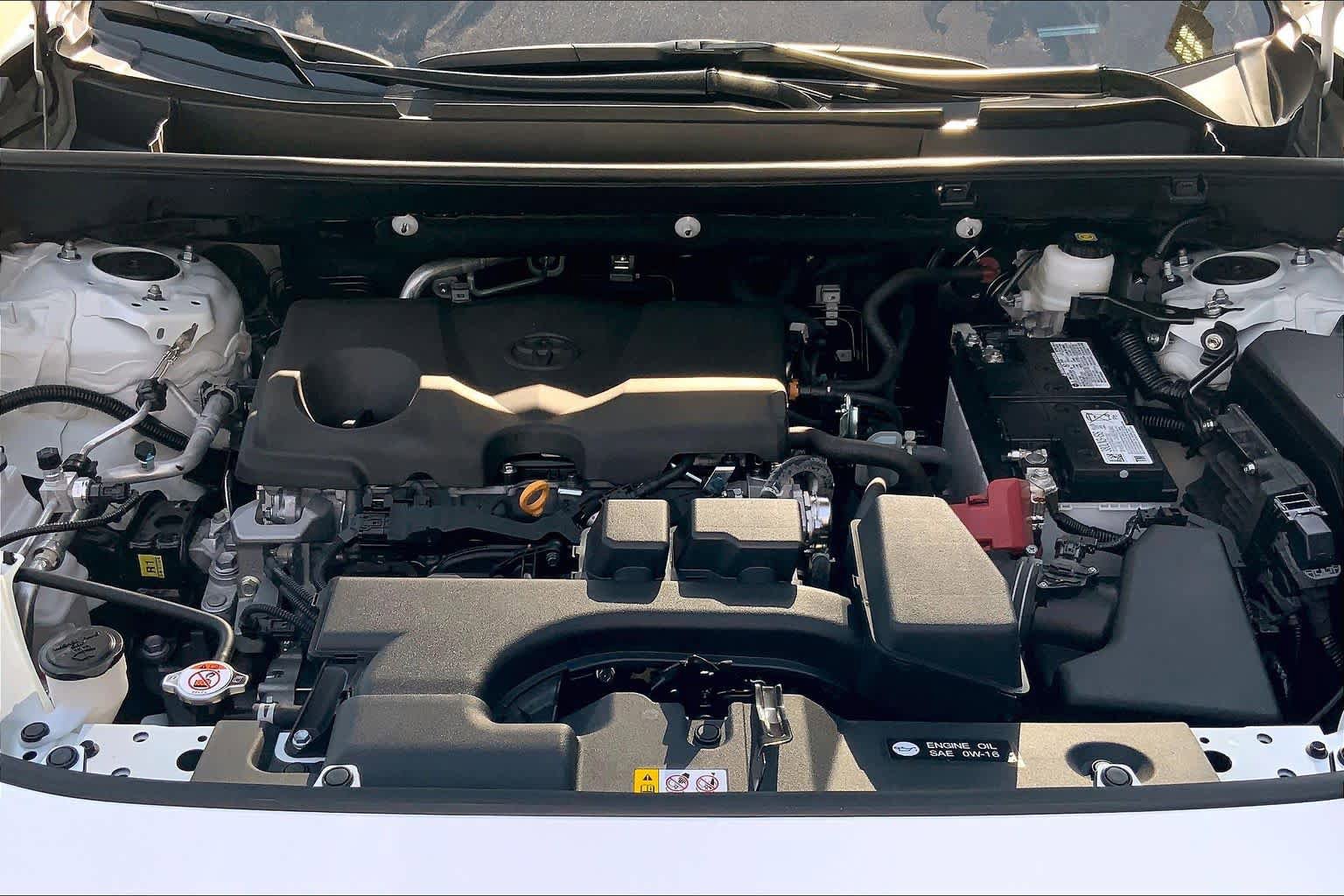 Used 2025 Toyota RAV4 XLE FWD image 29