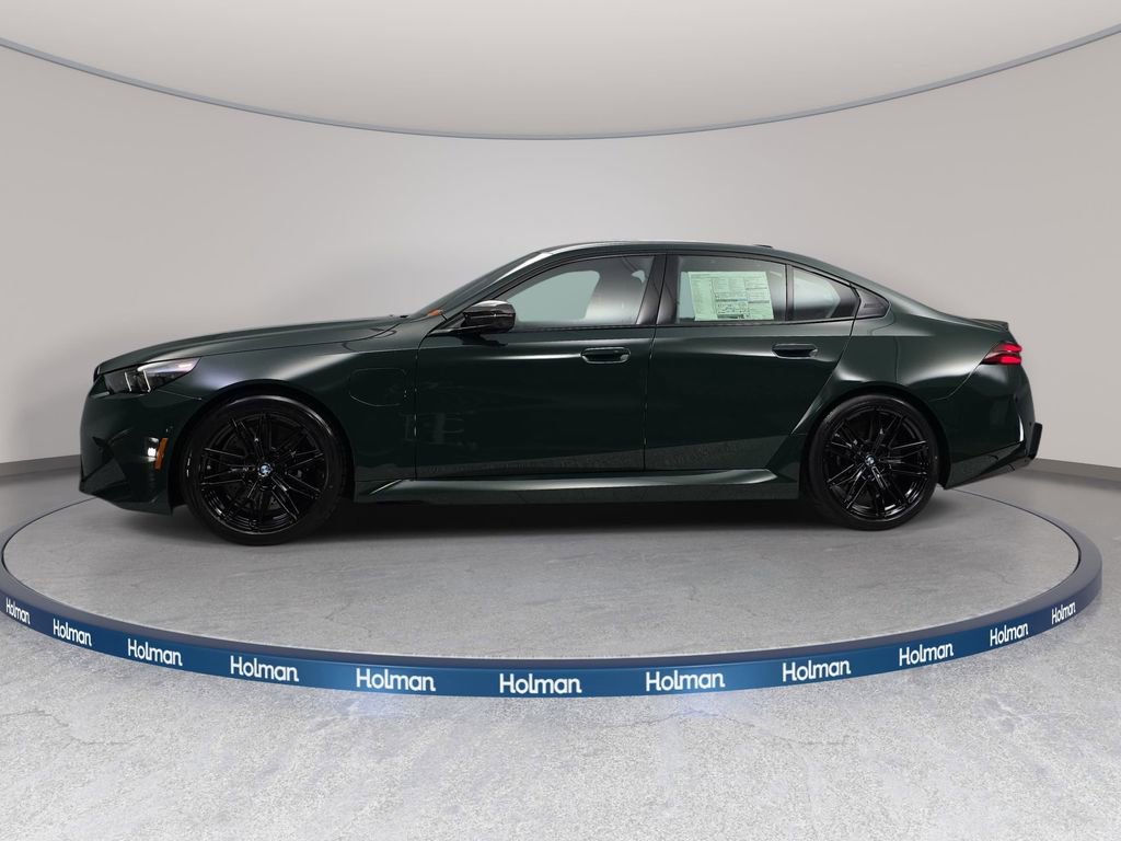 New 2026 BMW M5 image 8