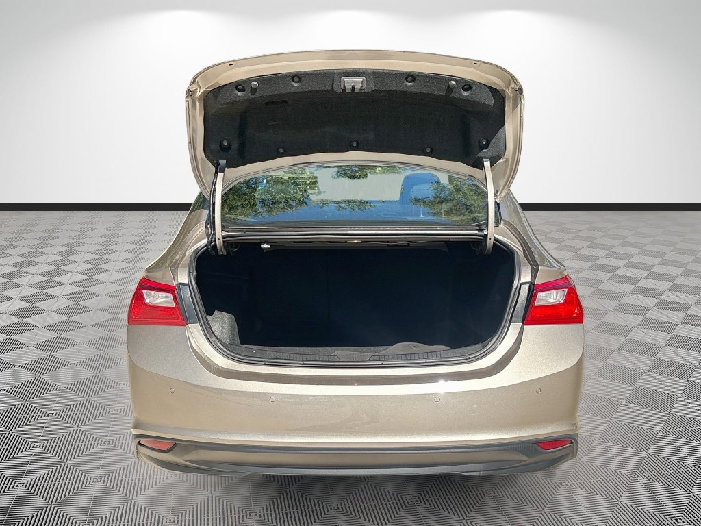 Used 2024 Chevrolet Malibu LT FWD image 47
