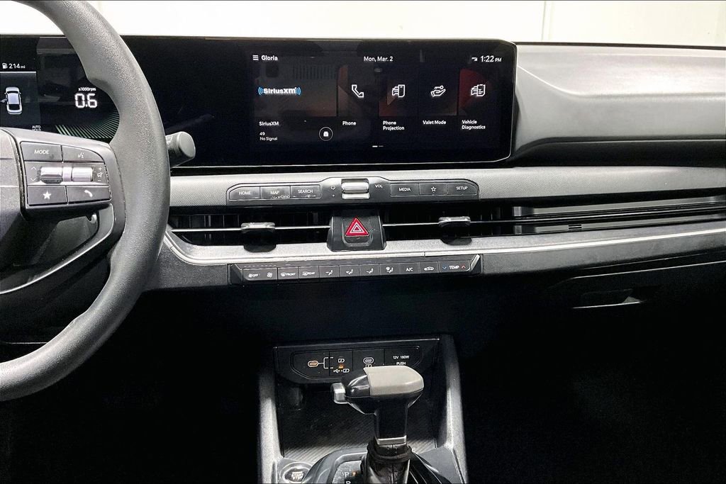 Used 2025 Kia K4 LXS image 8