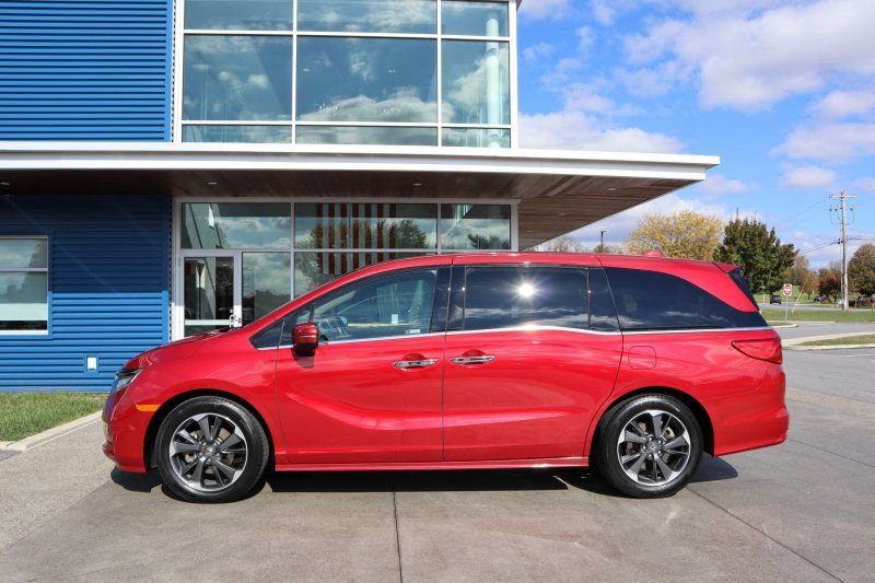 Used 2022 Honda Odyssey Elite image 6