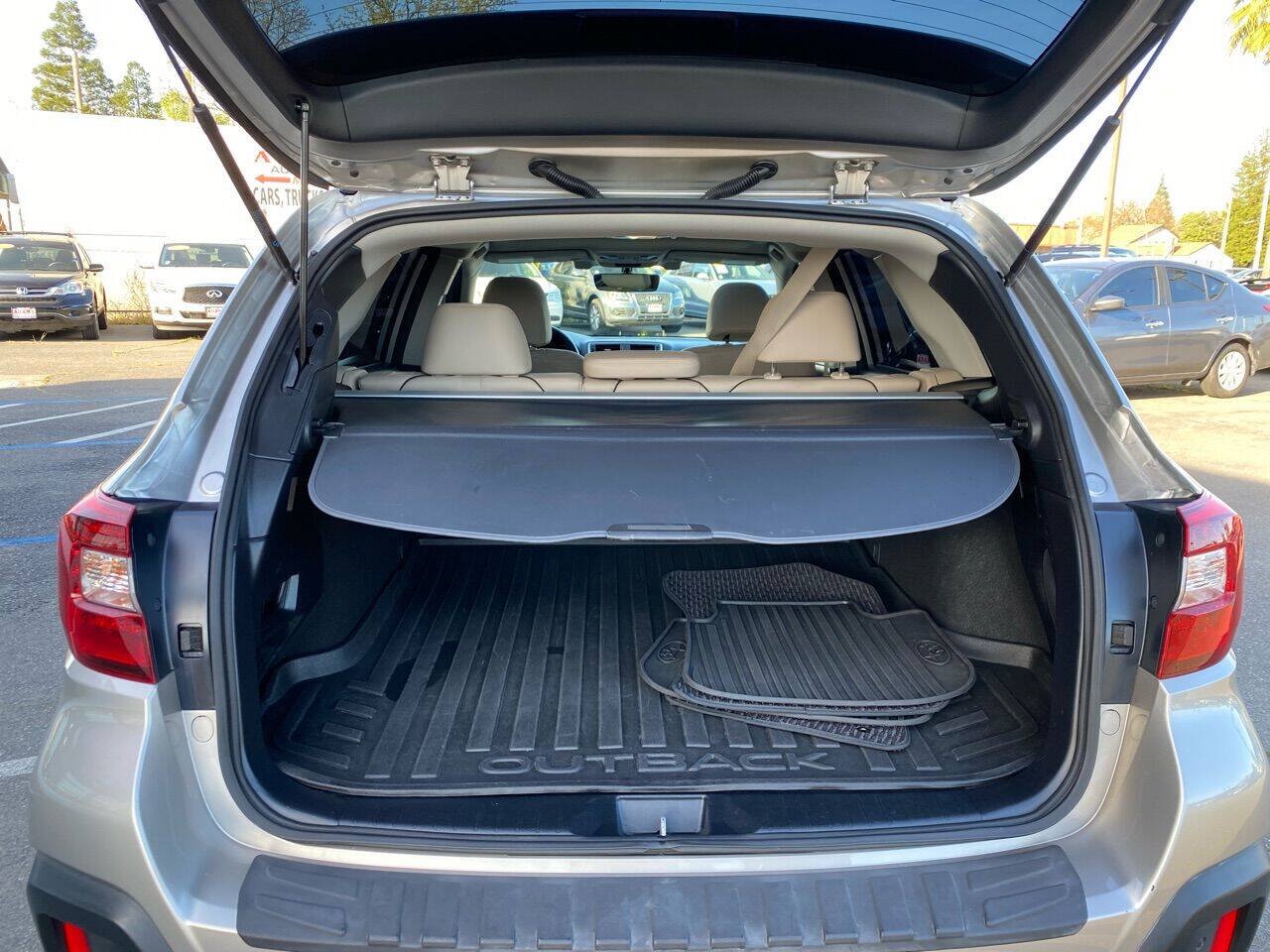 Used 2018 Subaru Outback 2.5i Limited AWD/4WD image 27