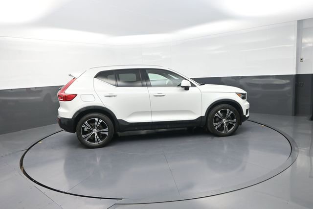 Used 2020 Volvo XC40 T4 Inscription w/ Protection Package Premier FWD image 16