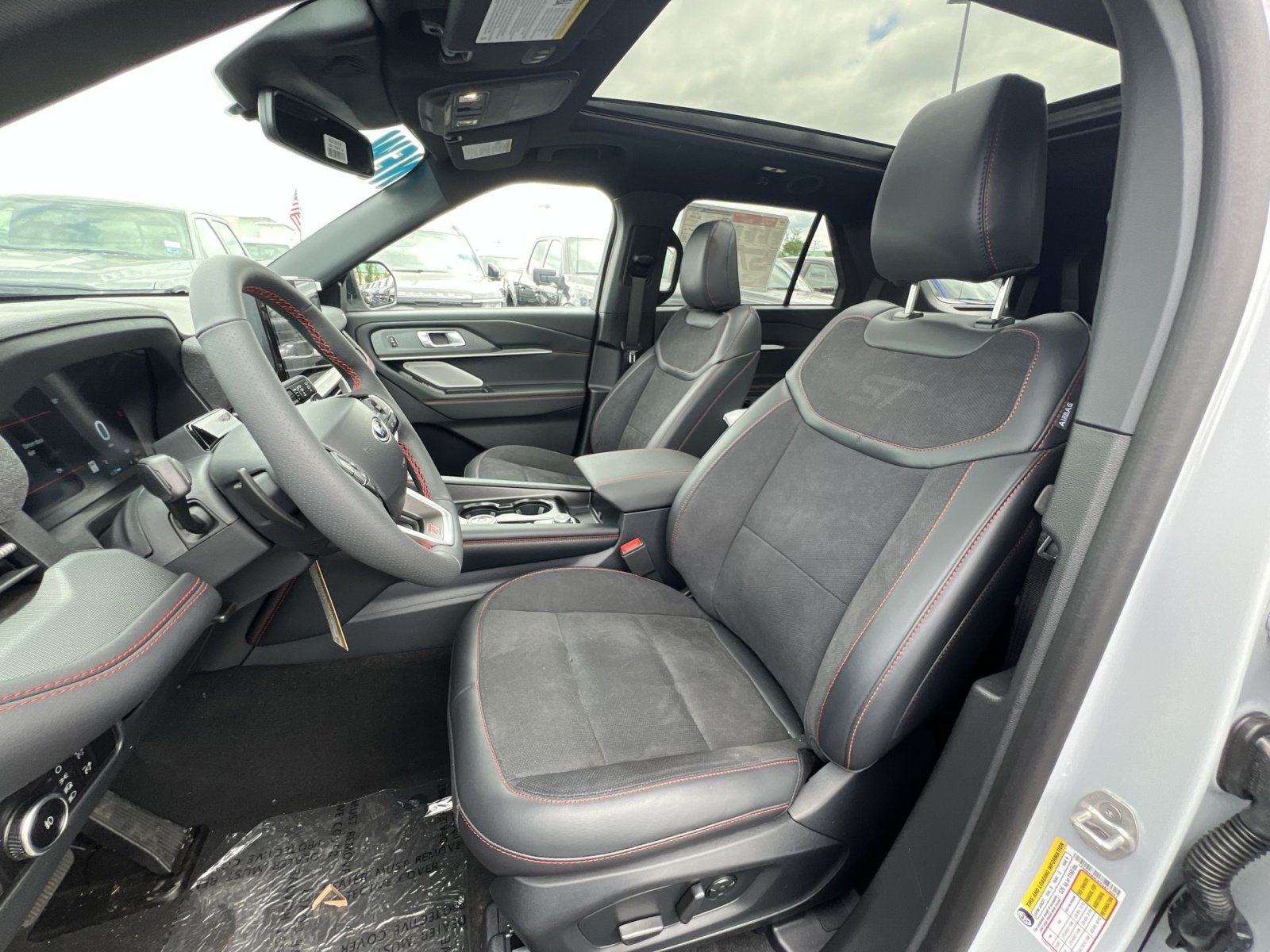 New 2026 Ford Explorer ST w/ Sun And Sound Package AWD/4WD image 21