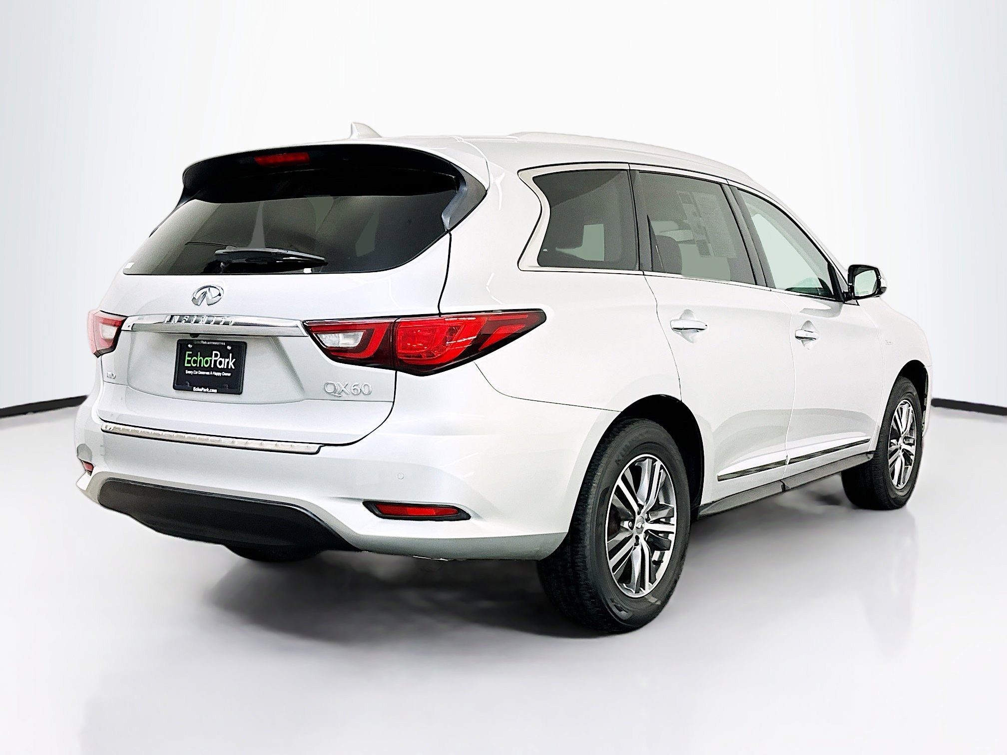 Used 2020 INFINITI QX60 Luxe w/ Essential Package AWD/4WD image 9