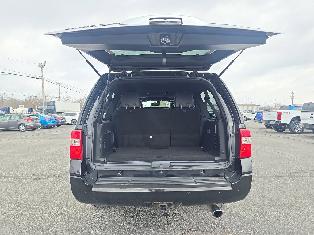 Used 2017 Ford Expedition EL Platinum image 11