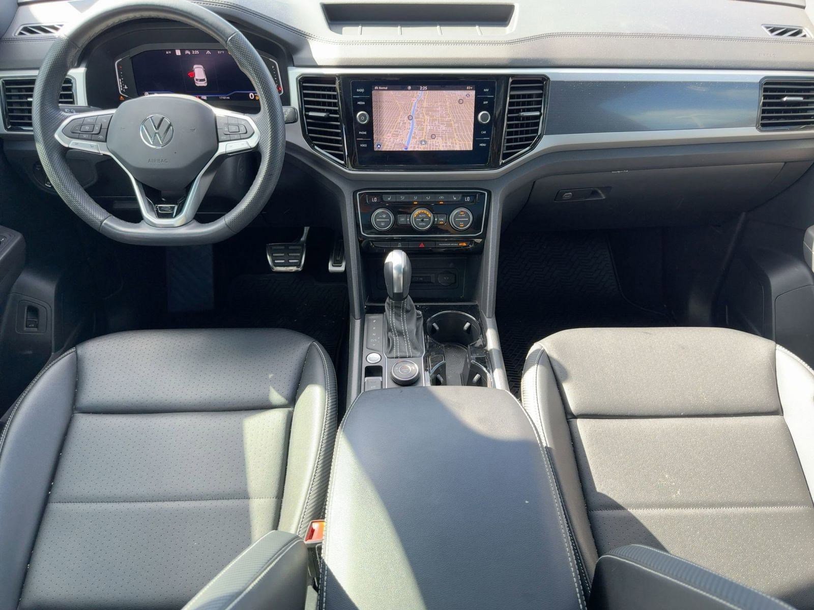 Used 2023 Volkswagen Atlas Cross Sport SEL R-Line image 17
