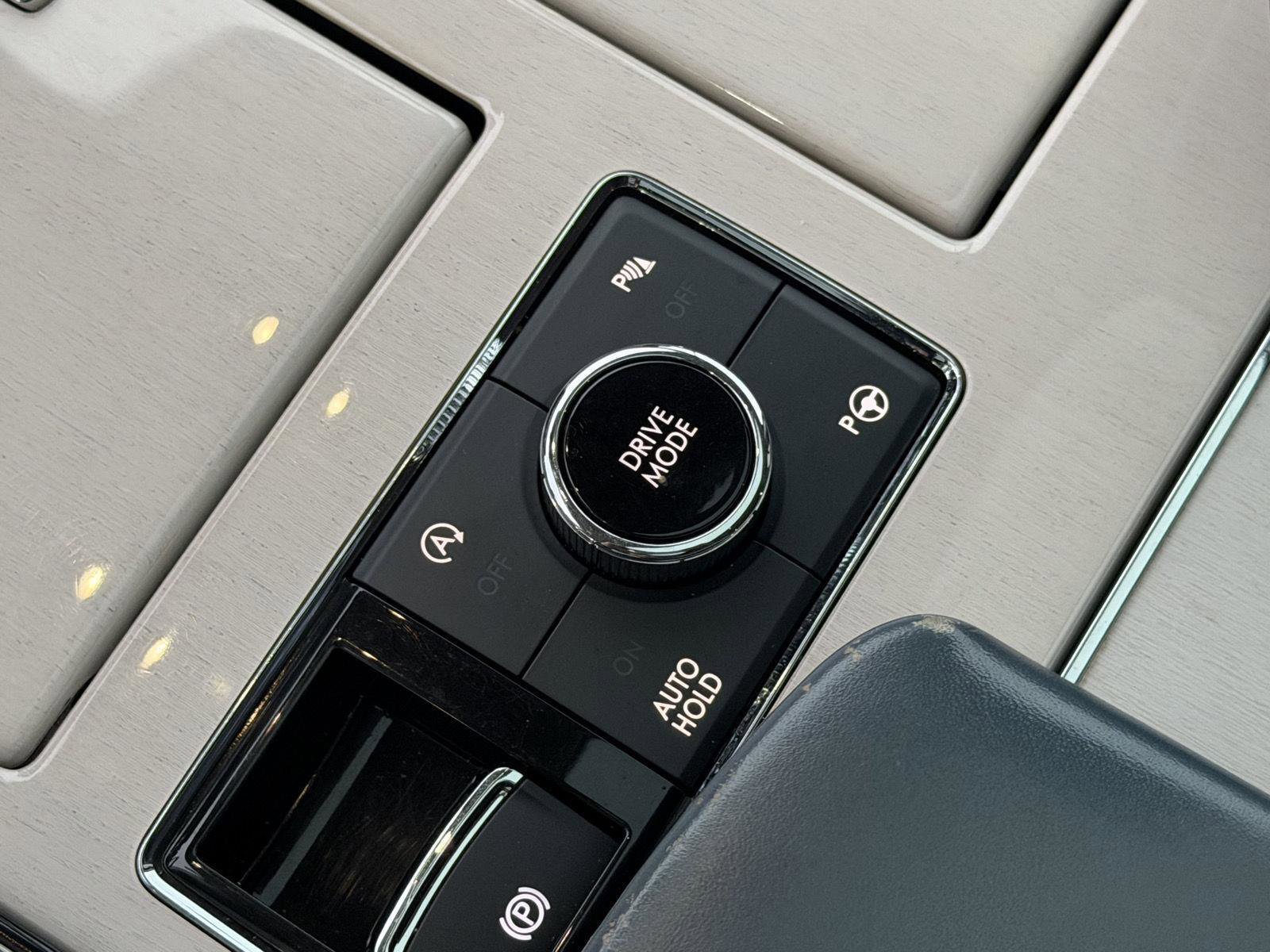 Used 2018 Lincoln Navigator L Black Label image 26