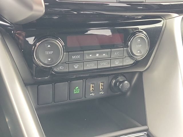 New 2026 Mitsubishi Eclipse Cross SE AWD/4WD image 32