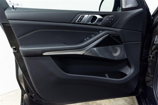 New 2026 BMW X7 M60i image 17