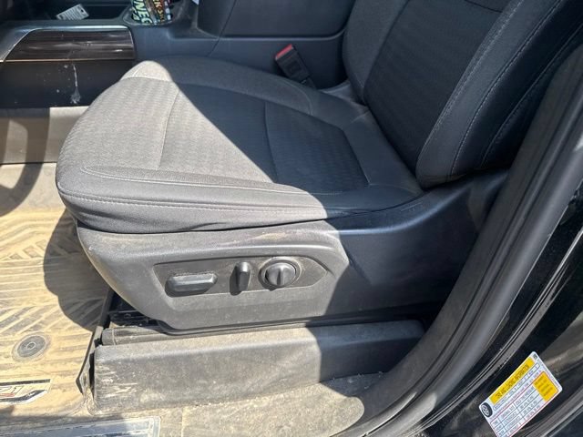 Used 2020 Chevrolet Silverado 1500 LT Trail Boss AWD/4WD image 17