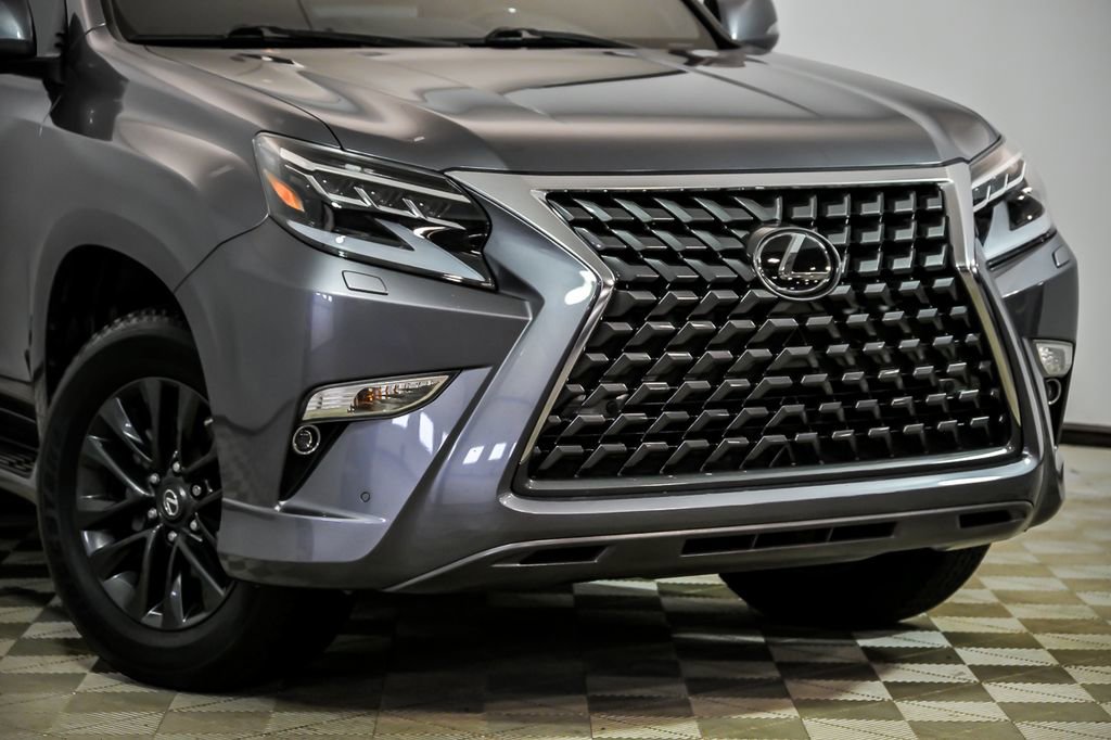 Used 2023 Lexus GX 460 Premium image 2