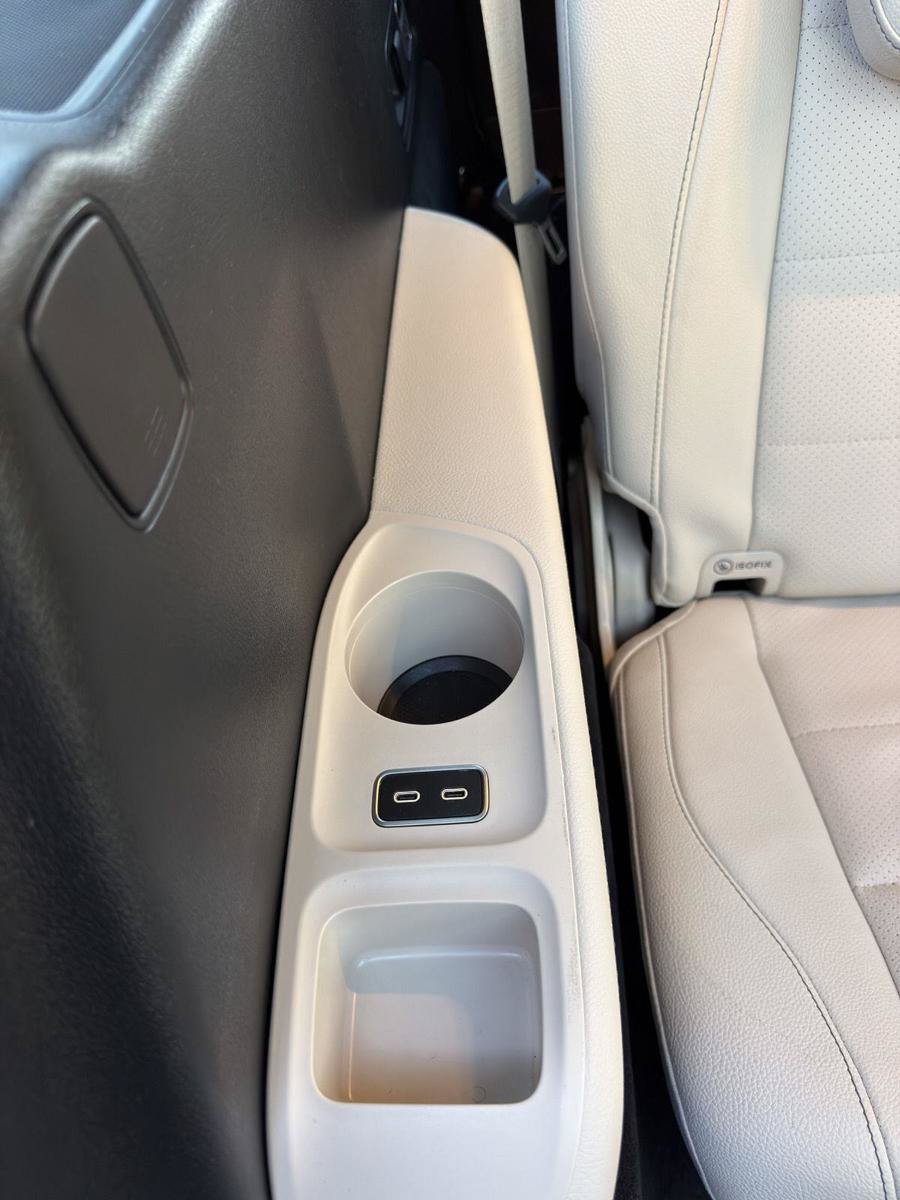 Used 2024 Mercedes-Benz GLS 450 4MATIC image 33
